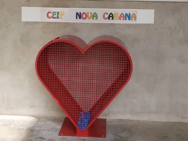 Heart Plastic Caps Container Baby
